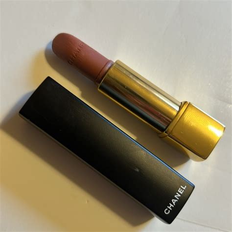 chanel emotive lipstick